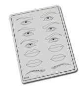 Peau synthétique de coloris blanc avec dessins de sourcils et bouches pour entrainement au maquillage permanent