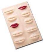 Peau synthétique avec lèvres en 3D pour entrainement au maquillage permanent